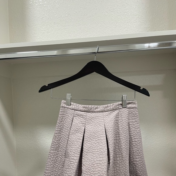 Pleated midi dusty pink skirt - Picture 13 of 15